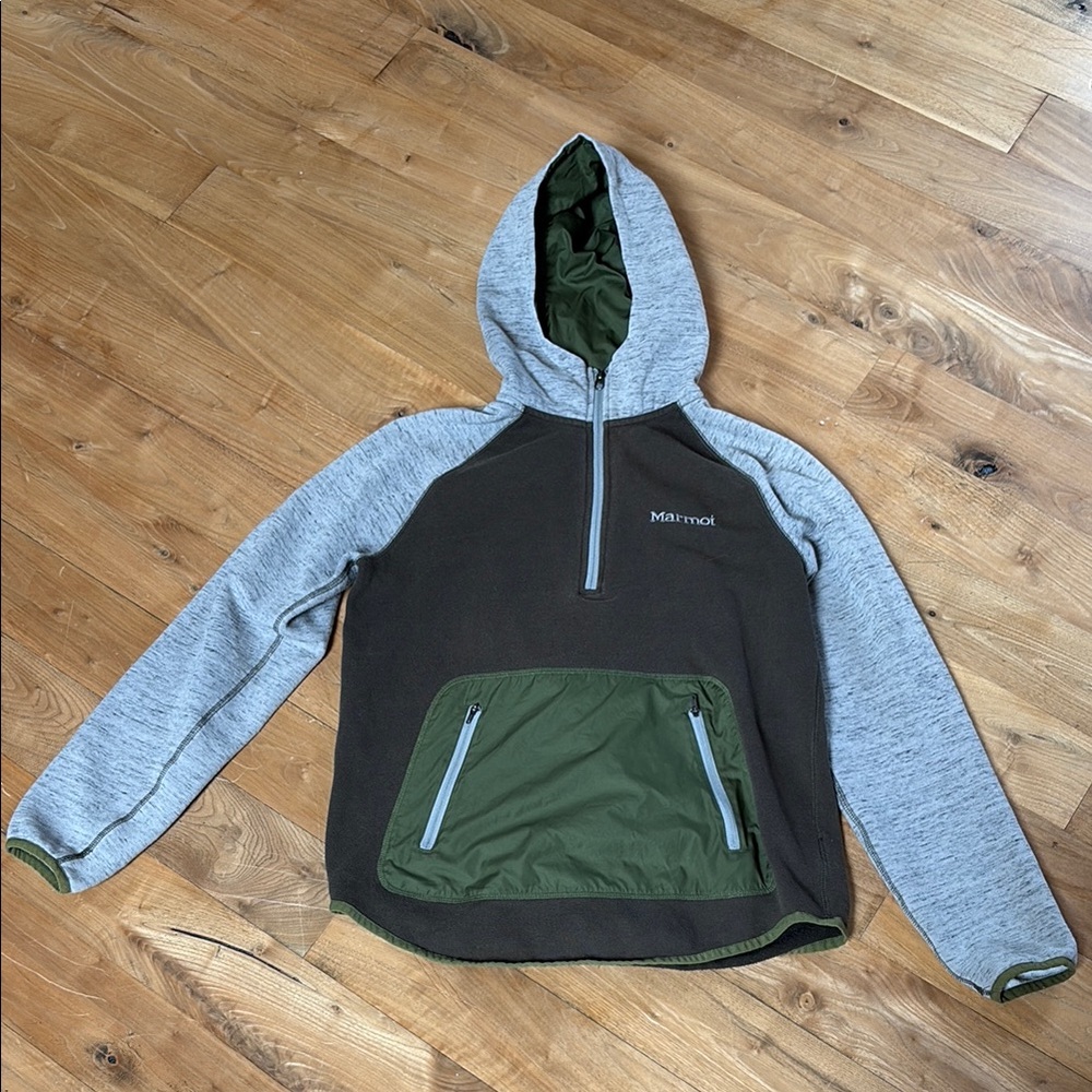 Marmot Pullover Sweatshirt/Fleece with zippers and front pocket